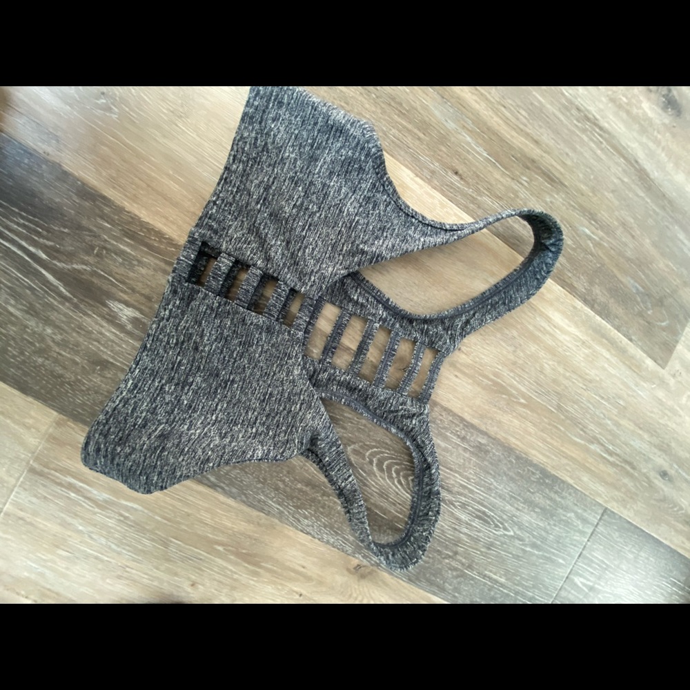 VS PINK- gray sports bra w slits